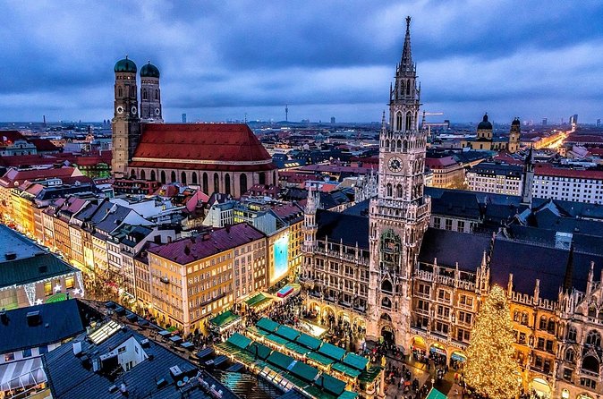 Airport Transfer: Munich Airport MUC to Munich by Luxury Van - The human side of the service