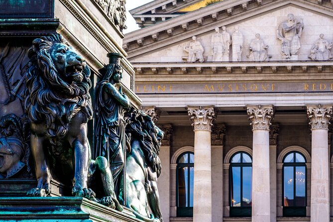 Best of Munich 1-Day Private Tour with Tickets and Transport - The English Garden, river surfing and open space
