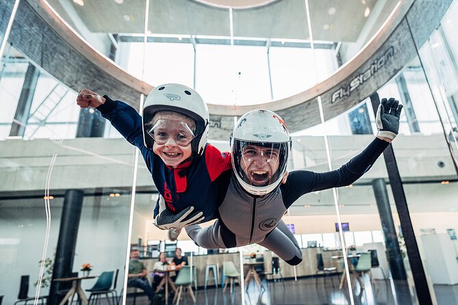 Bodyflying & Indoor Skydiving at FlyStation Munich - The briefing makes this beginner-friendly