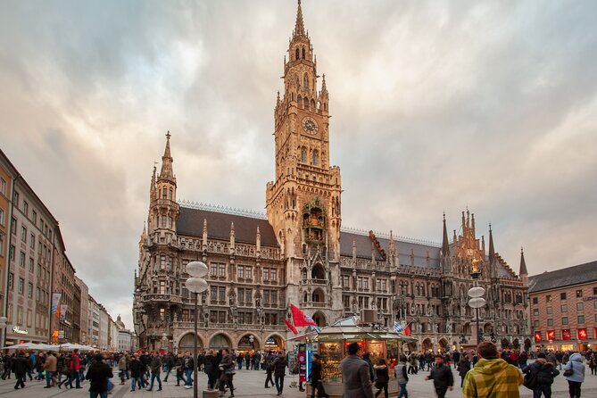 CITY QUEST Munich: reveal the secrets of this city! - Solving puzzles and cracking codes in the city