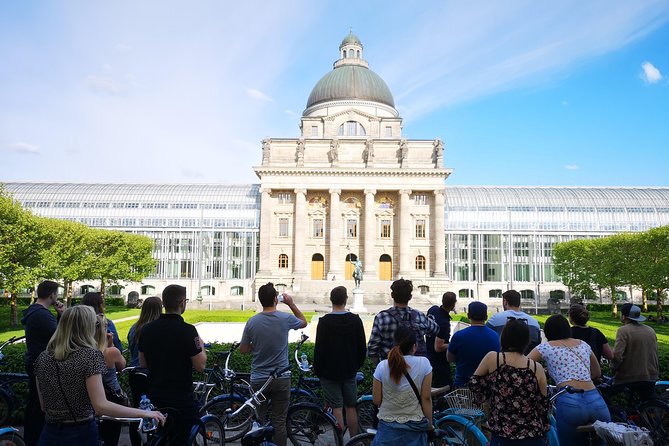 Classic Mike's Bike Tour daily @ 11.30 incl Beer Garden & Surfers - Why a bike is a smart way to see Munich