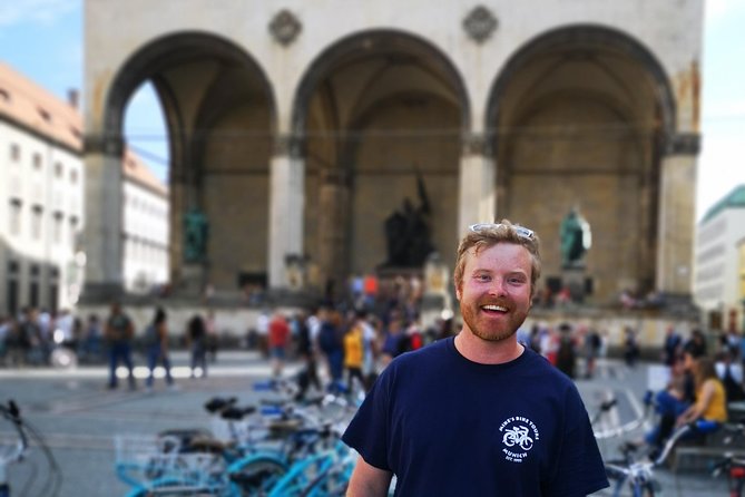 Classic Mike's Bike Tour daily @ 11.30 incl Beer Garden & Surfers - The surfers on the permanent wave