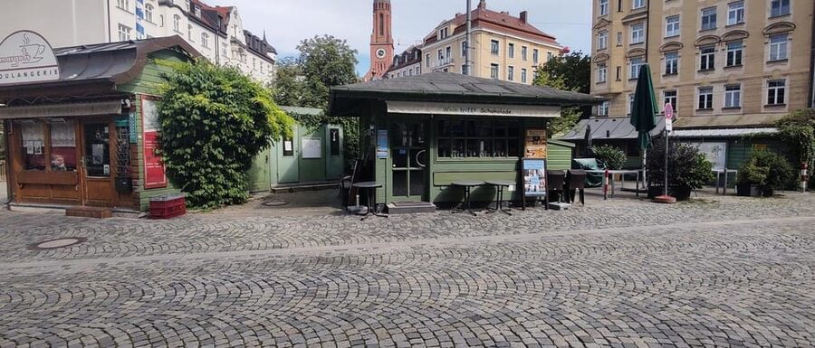 Culinary Haidhausen - The Food Tour - Language, group size, and the guide