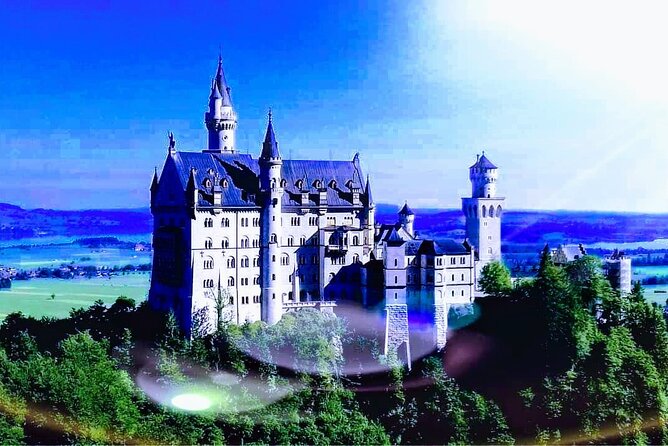 EXCLUSIVE 3 Royal Castle SKIP-THE LINE Tour of Neuschwanstein + Linderhof + Hohenschwangau from Munich - Marienbrücke and the Pöllat Gorge