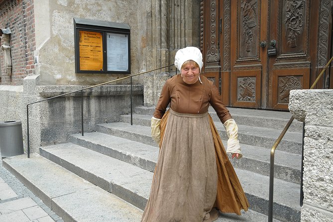 Executioners, whores, witches with drama - Starting at Karlstor on Neuhauser Strasse