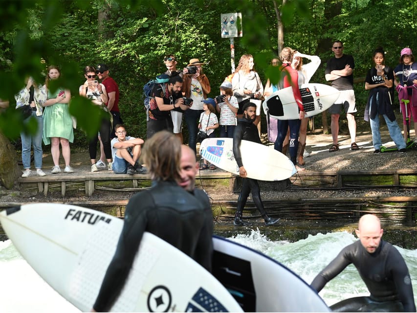 Exploring Munich by Pedicab: Premium Two Hour Tour - Key points to know before booking
