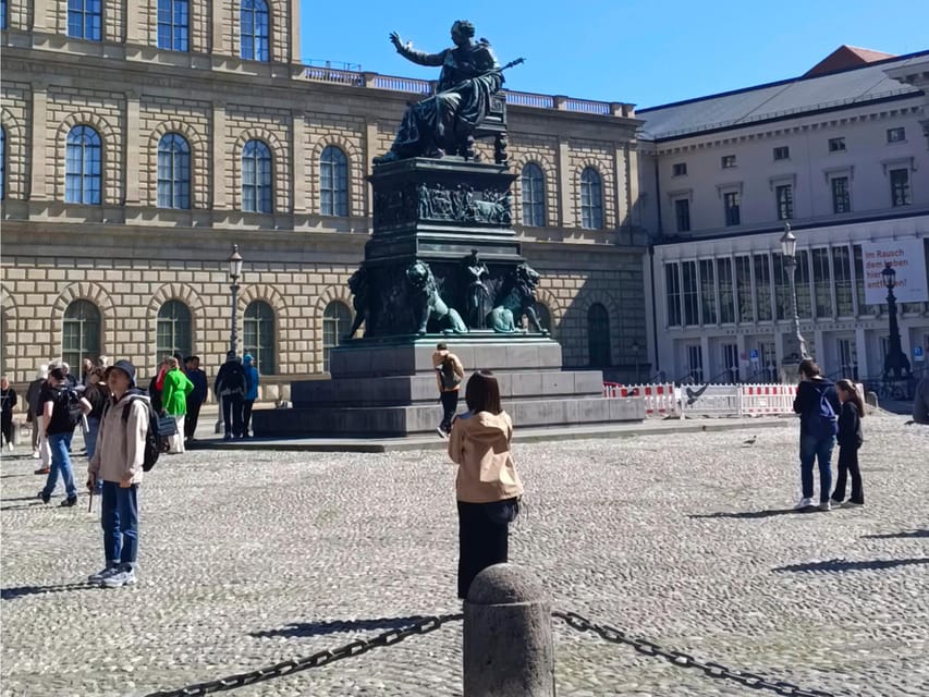 Exploring Munich by Pedicab: Premium Two Hour Tour - Pablo’s guiding style