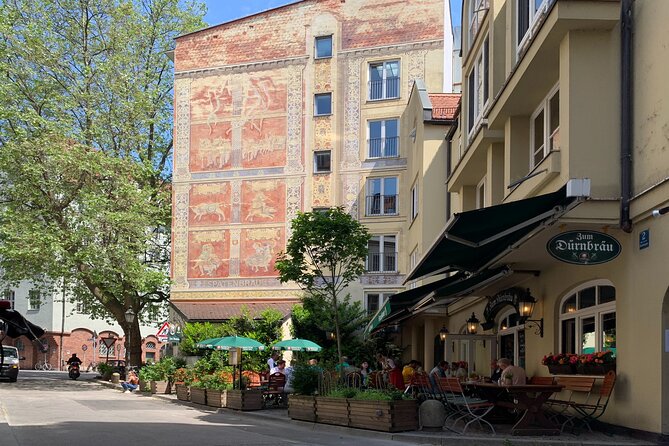Fall in Love with Munich in a Private Old Town Walking Tour - Why this two-hour route works
