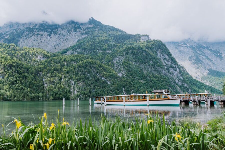 From Munich: Königsee Day Tour by Van - The Königssee boat ride and its famous echo