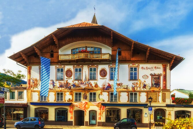 From Munich: Neuschwanstein Castle and Linderhof Private Tour - Linderhof Palace: Ludwig’s finished retreat