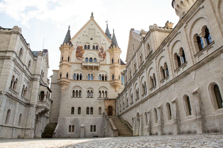 From Munich: Neuschwanstein Castle Full-Day Trip by Van - Hotel pickup makes the early start easier