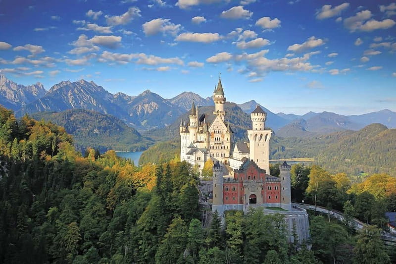 From Munich: Neuschwanstein & Linderhof Castle Full-Day Trip - Oberammergau and the road through Bavaria
