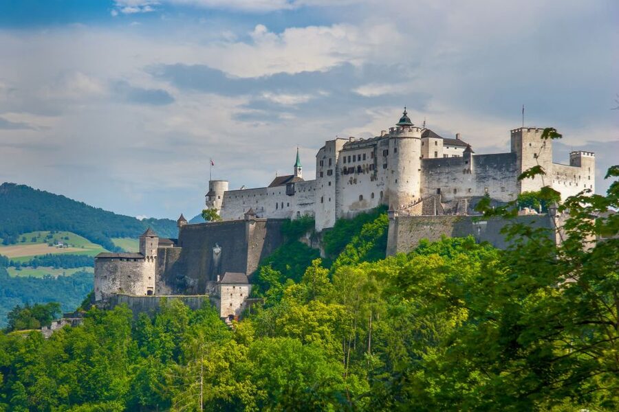 From Munich: Salzburg, St. Wolfgang, and the Salzkammergut - The summer road to Wolfgangsee and St. Wolfgang