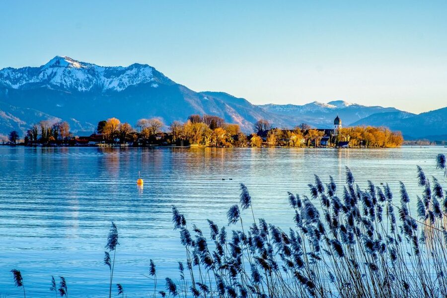From Munich: Salzburg, St. Wolfgang, and the Salzkammergut - What changes from October through April
