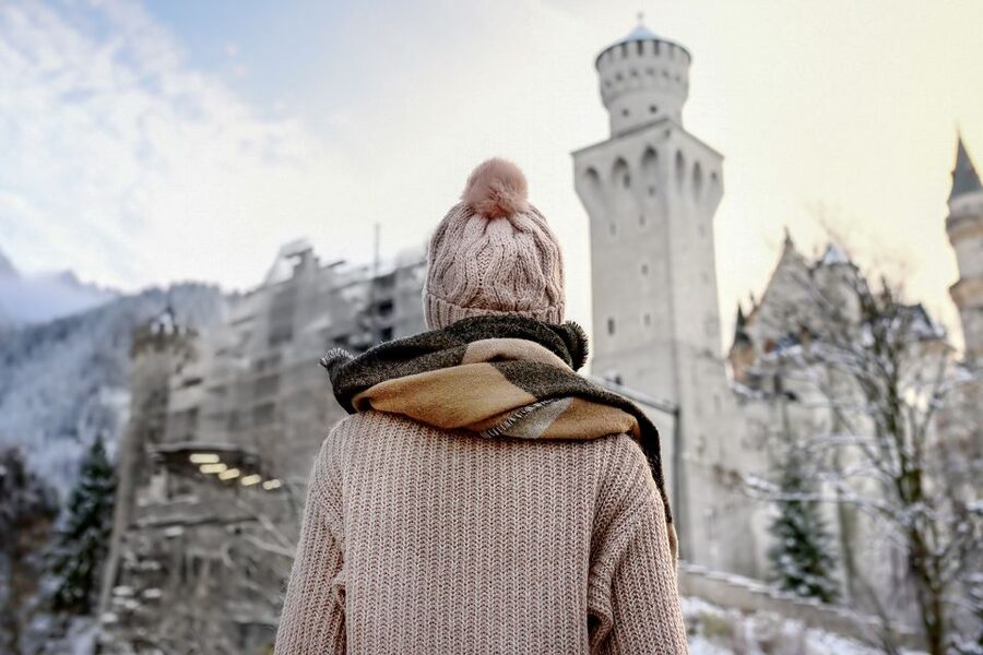 From Munich: Trip to Neuschwanstein & Linderhof in Spanish - Why the Spanish guide matters