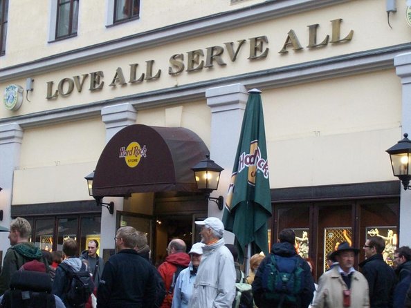Hard Rock Cafe Munich with Set Lunch or Dinner - Key points to know before you book