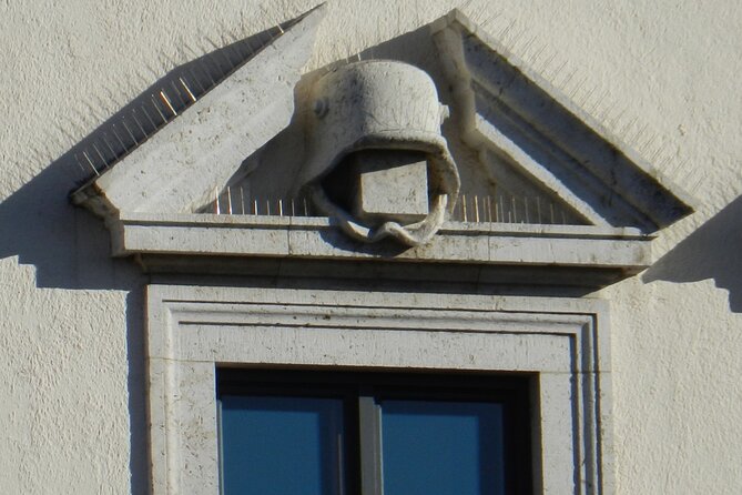 Inside the Third Reich (Private Tour) - Odeonsplatz and the cost of Nazi power