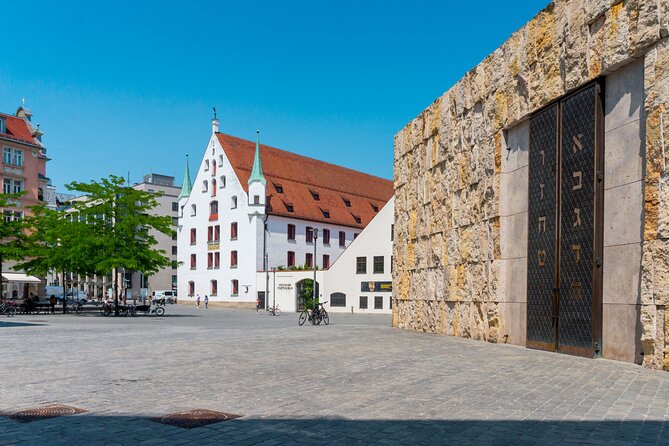 Jewish Museum & Jewish Quarter Guided Tour with Tickets - From Herzog-Max-Straße to the destroyed Main Synagogue