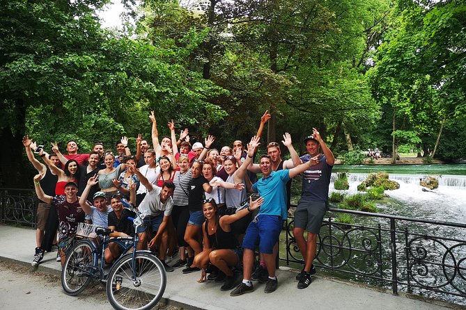 Mini Classic Bike Tour @ 4pm incl. Beer Garden & Surfers 2,5 hrs - Haus der Kunst and the ride back toward Isartor