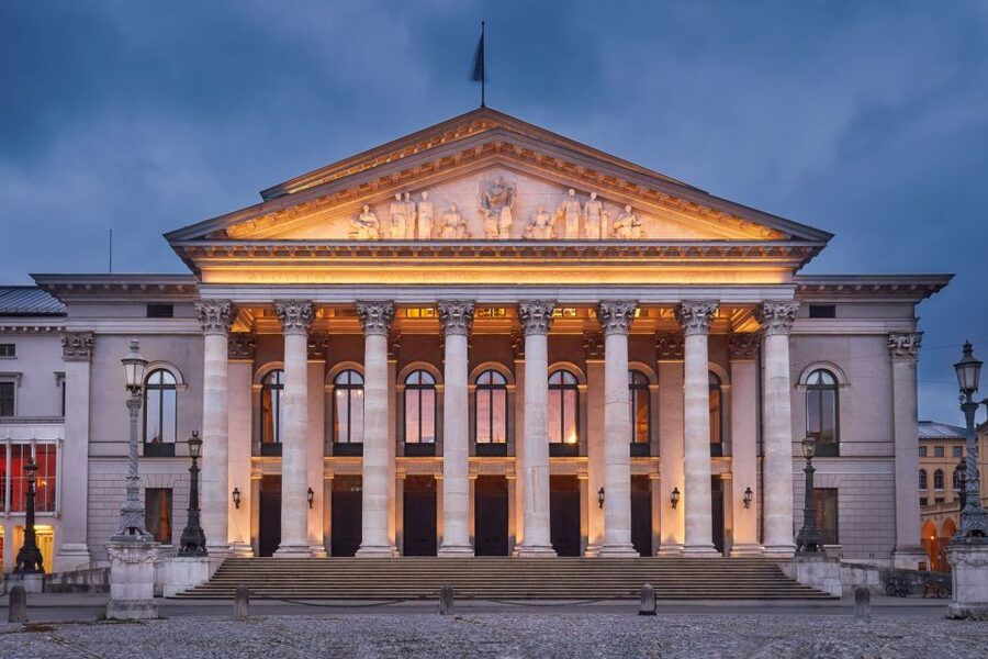 Mozart and German Composers Private Tour in Munich - St. Peter’s Church and Munich’s early choir tradition