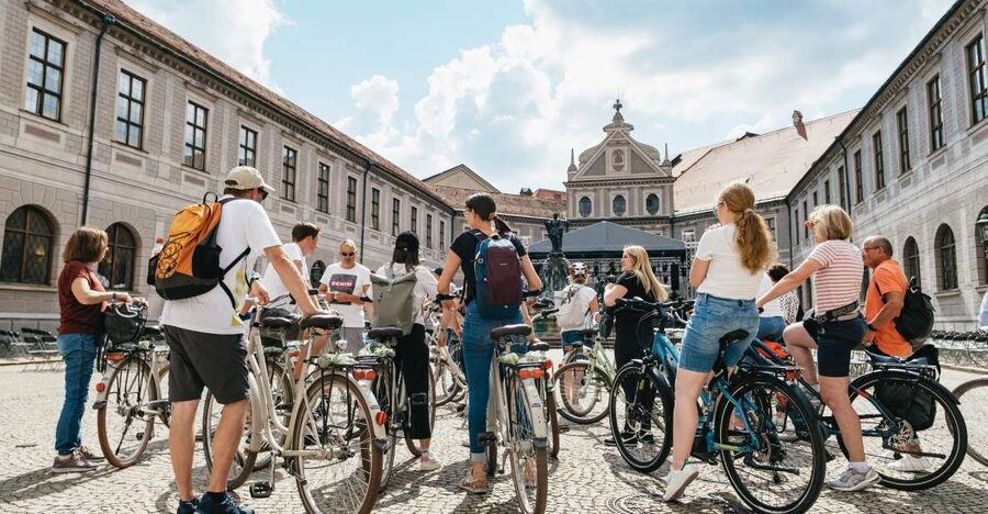 Munich 3-Hour Guided Bike Tour - Hofbräuhaus and Maximilianstrasse