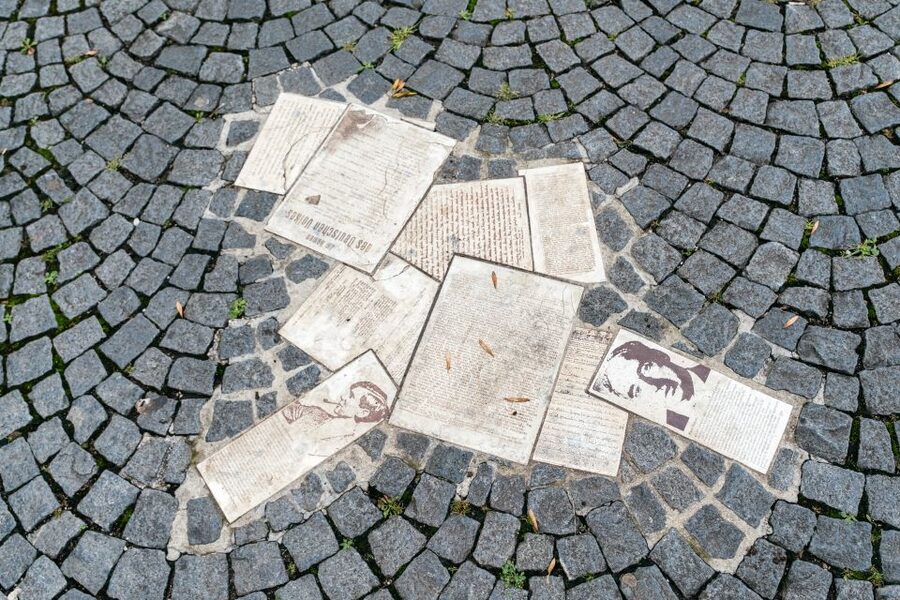 Munich 3-Hour Guided Bike Tour - The beer garden stop and the Isar ride