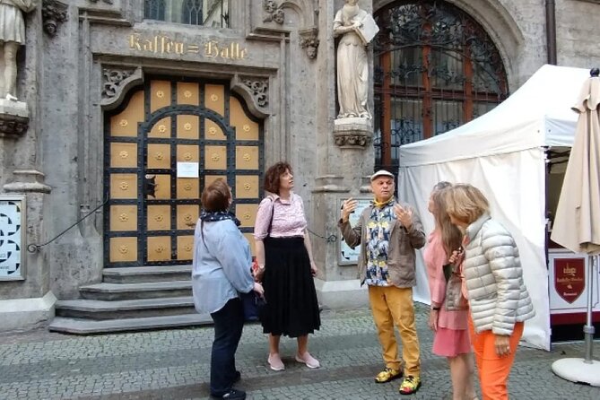 Munich 4hr Private Walking Tour with Certified Guide - The Residenz and Nymphenburg Palace