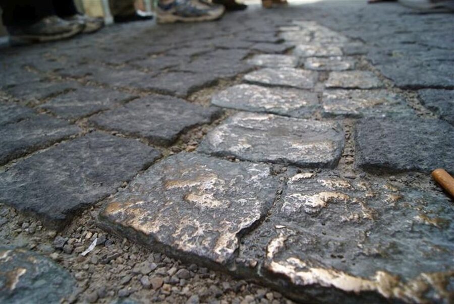 Munich: Birthplace of the Third Reich Guided Walking Tour - Beer halls and the first Nazi gatherings