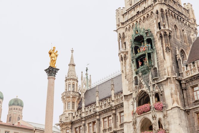 Munich City Hop-on Hop-off Tour - Odeonsplatz and the English Garden