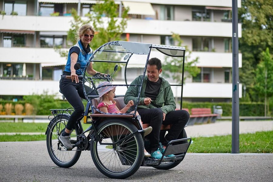 Munich: Day-rent rickshaw and explore Munich yourself - Key points to know before you book
