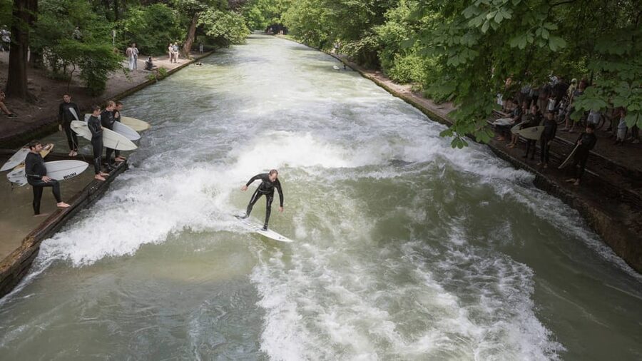 Munich: Eisbachwelle River Surfing Experience - Languages, group size, and the human side of the session