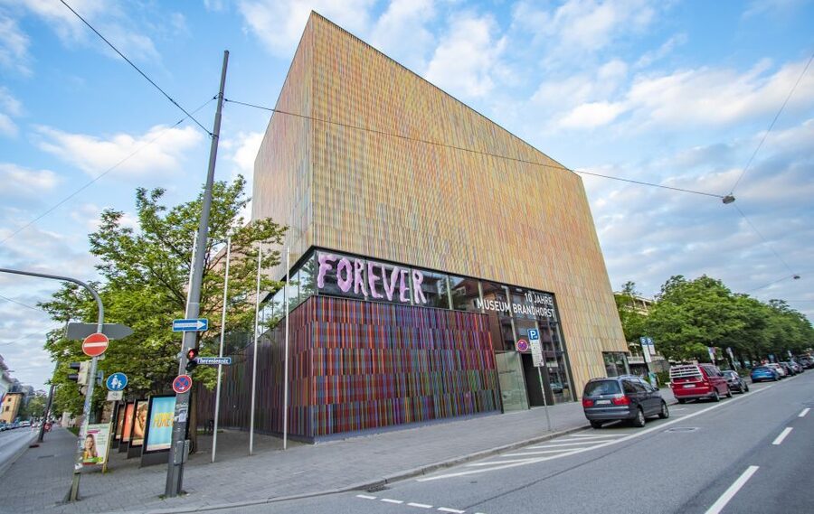 Munich: Express Walk with a Local in 90 minutes - The $116 price requires a clear reason to book