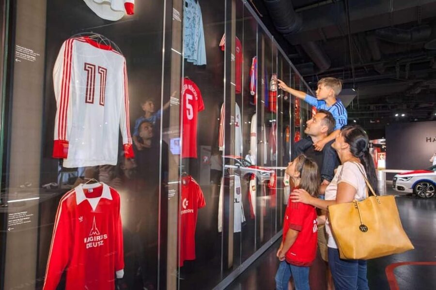 Munich: FC Bayern Museum + Arena View - How the self-guided format works