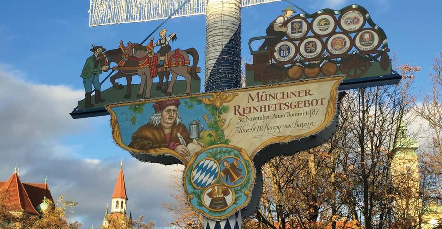 Munich: Food Tour Beer- 3 small beers & "Brotzeit" in GERMAN - The museum links medieval brewing to modern cooling