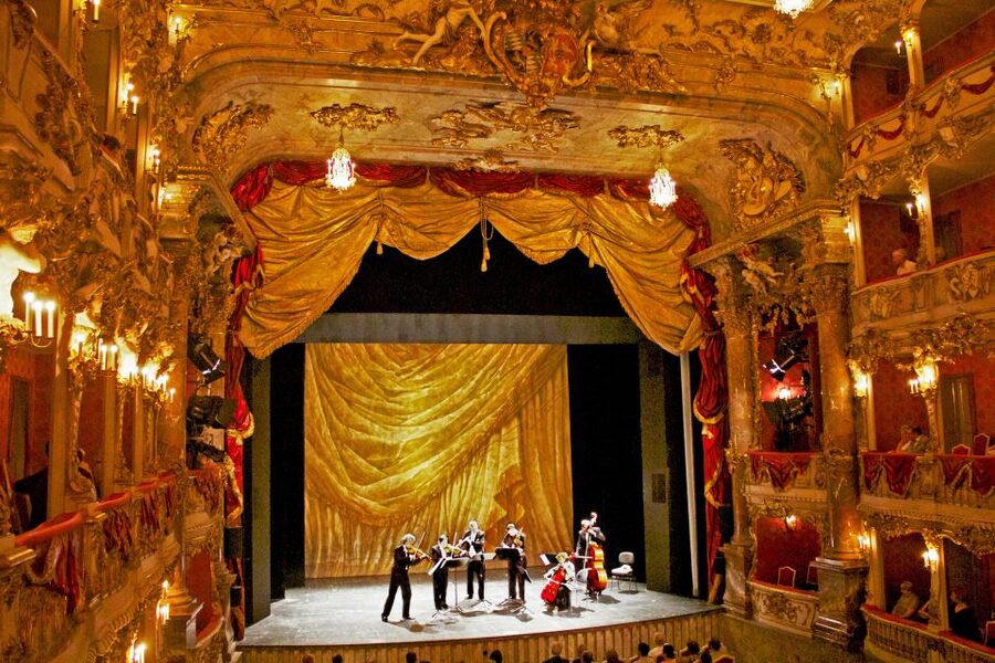 Munich: Gala Concert in the Cuvilliés Theatre - The music: familiar names, changing programs