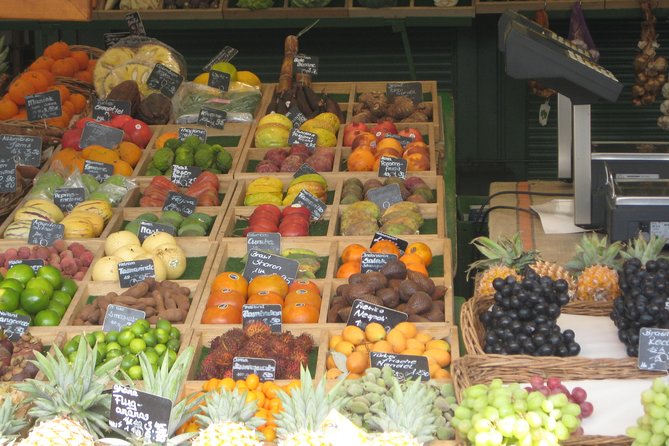 Munich Highlights 3-Hour Private Walking Tour - Viktualienmarkt: A Taste of Everyday Munich