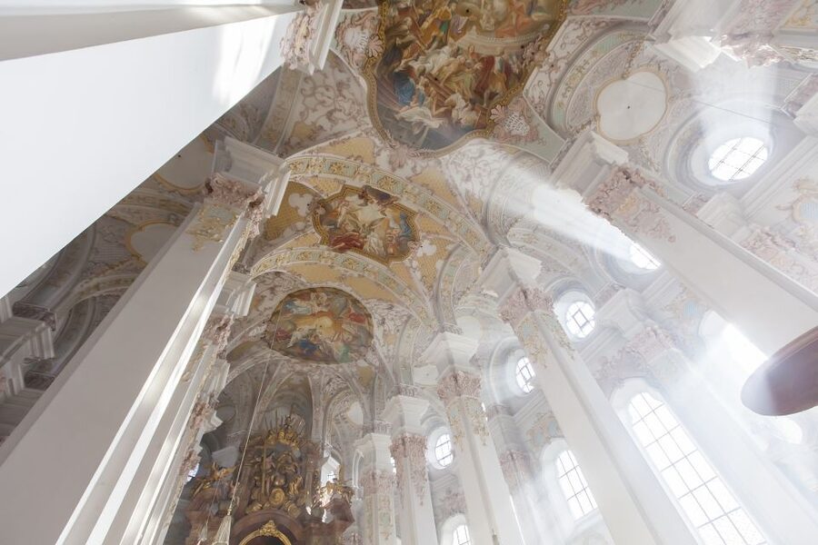 Munich: Highlights Private Bike Tour with Licensed Guide - What the $255 price means