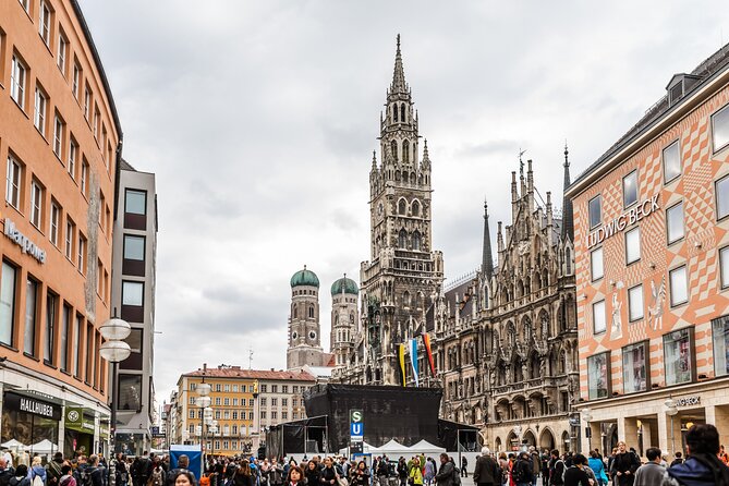 Munich History Tour: Private & Personalized with a Local Guide - What the guides do best