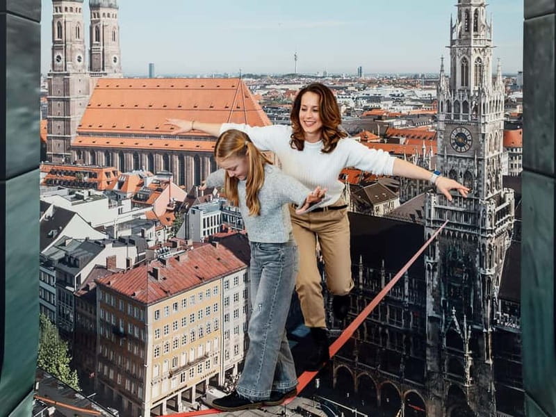 Munich: Magic Bavaria - Museum of Fun, Photos and Illusions - Entering at the Mona shopping center