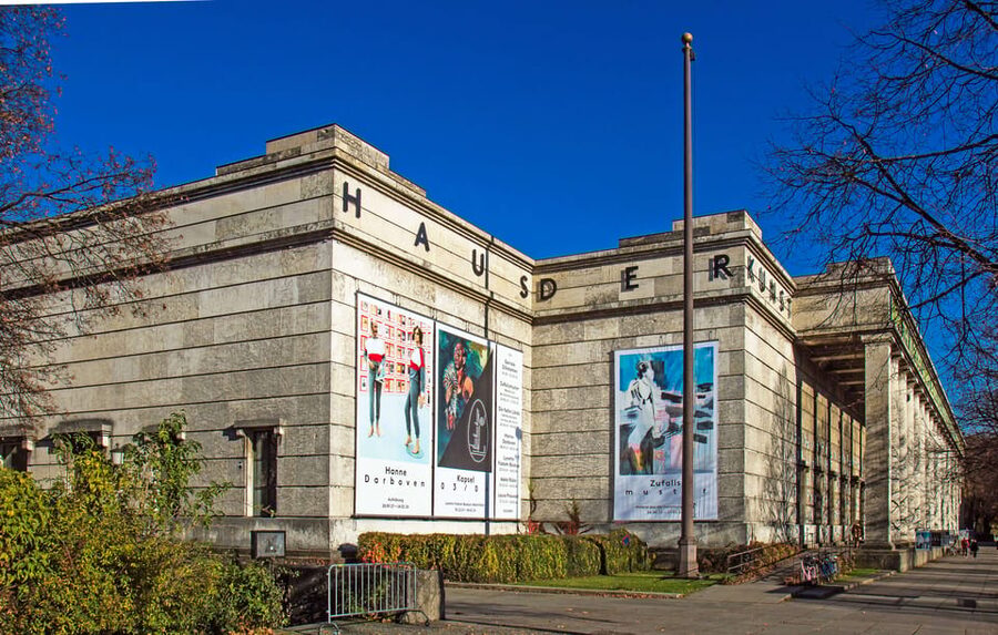 Munich: National Socialism Historical Tour in GERMAN - Private or group tour?