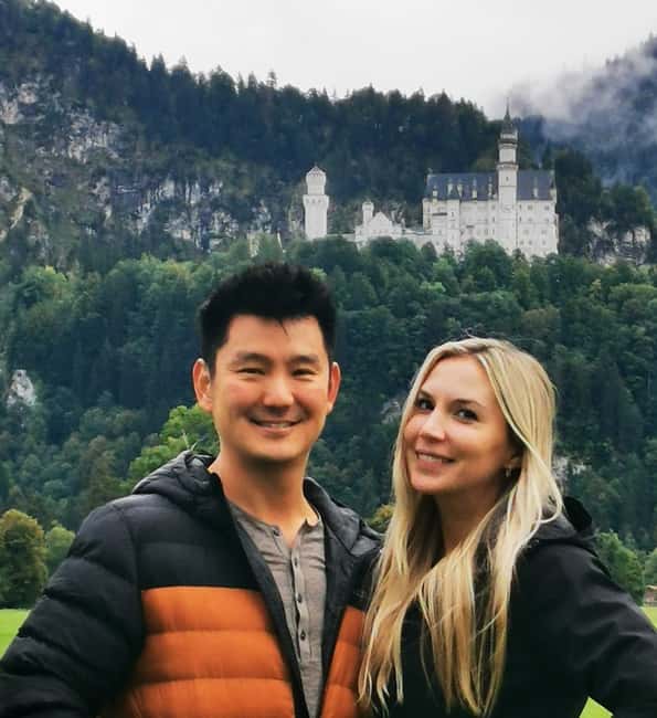 Munich: Neuschwanstein Castle by Bus with Alpine Bike Ride - Choosing Neuschwanstein or Hohenschwangau Castle