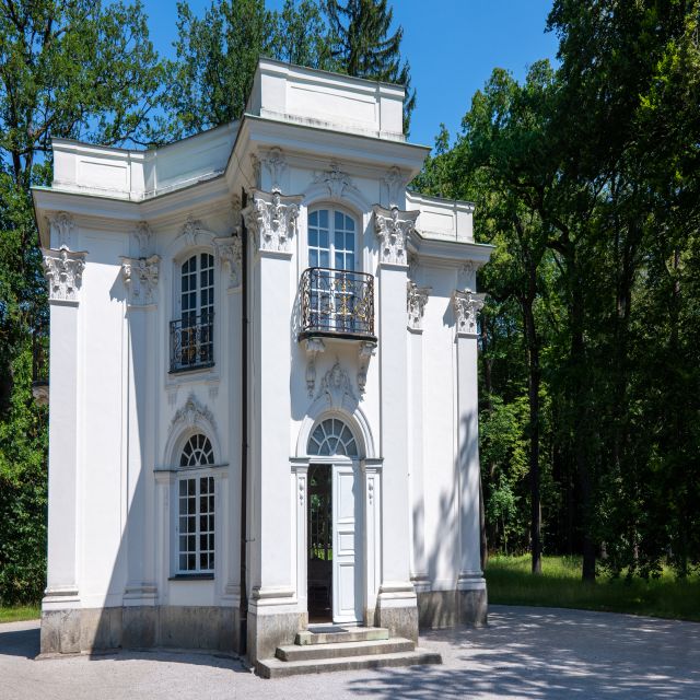Munich: Nymphenburg Palace Skip-the-Line Private Guided Tour - Private Transport: Convenience With One Important Warning