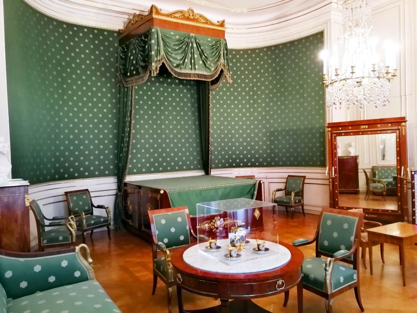 Munich: Nymphenburg Palace with official Guide - What Wolfgang Brehm adds to the visit