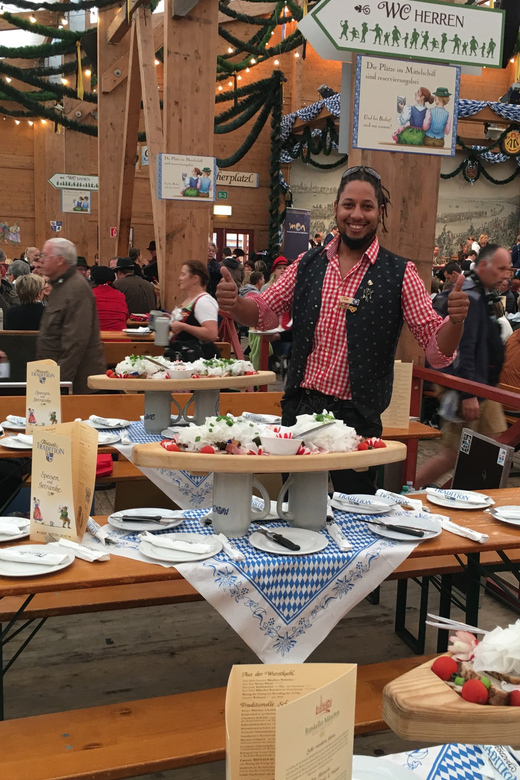 Munich Oktoberfest All-Inclusive Tour - Why the reserved balcony seat matters at Oktoberfest