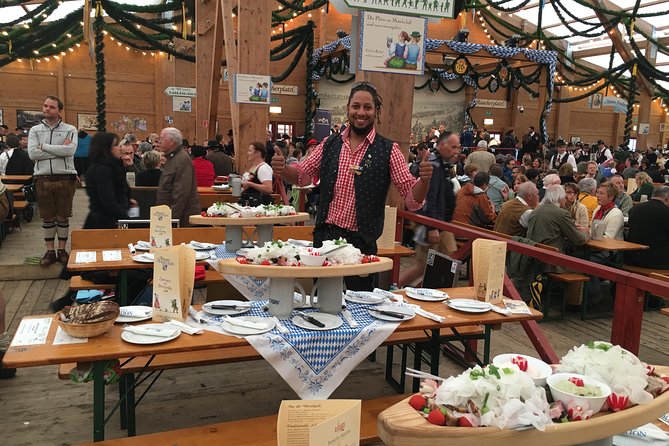 Munich Oktoberfest Guided Full-Day Experience - Clothing, bags, cash, and other useful details