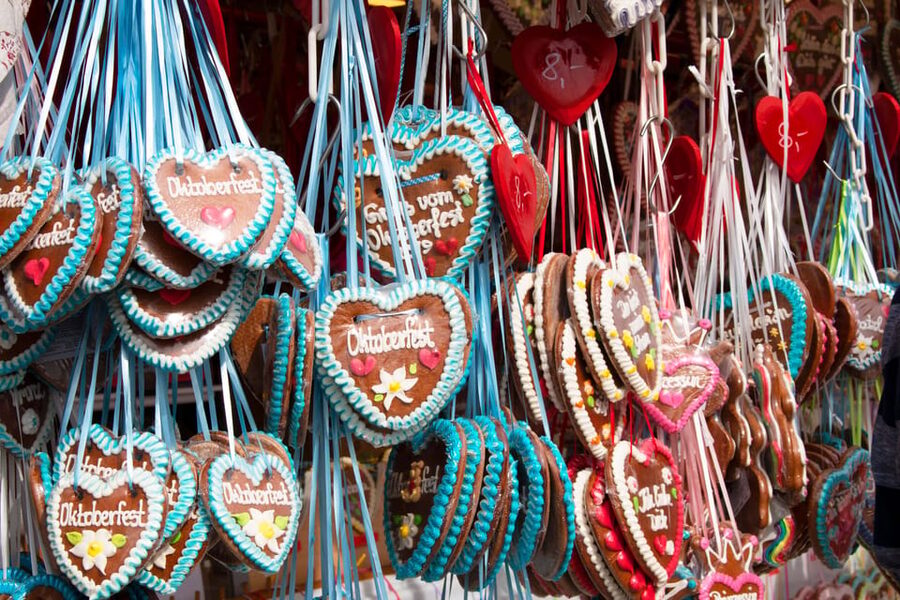 Munich: Oktoberfest Tour with Tent Reservation, Food & Beer - Is $210 a fair price?