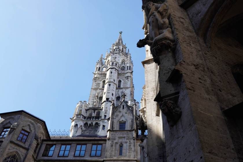 Munich: Old Town Guided Walking Tour - What the $23 price really buys you