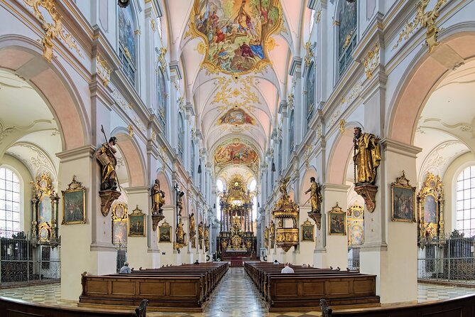 Munich: Old Town Highlights Private Walking Tour - Frauenkirche and the Wittelsbach dynasty
