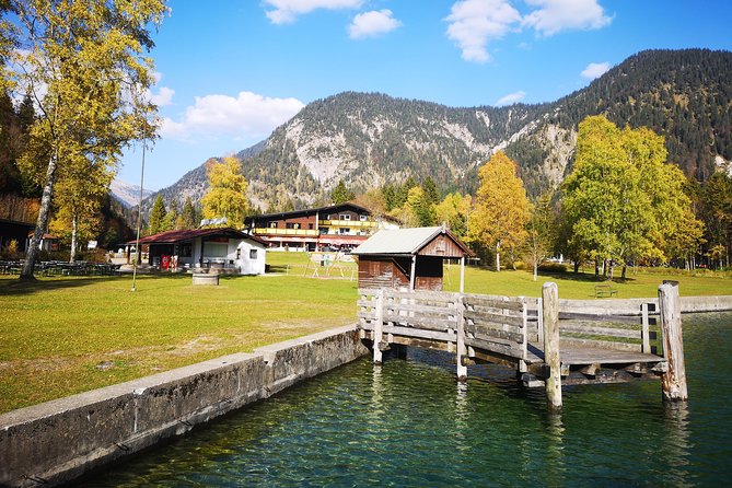 Munich private Car & Walking Tour incl. BMW World & River Surfers - Zugspitze and the limits of one long day