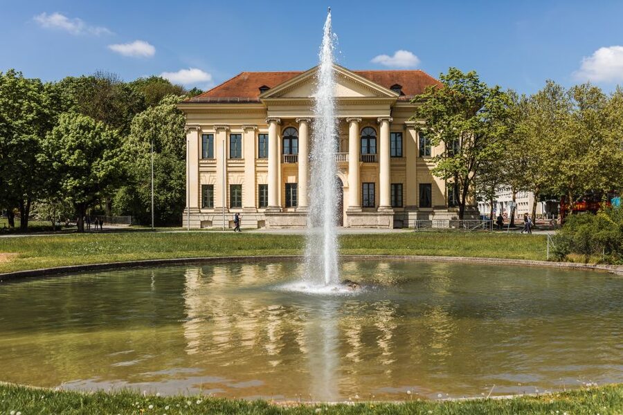 Munich: Private Personalized Walking Tour with a Local Host - Choosing two hours, four hours, or a full day